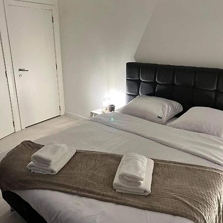 Ruime Luxe Kamer In Centrum Brugge Met Badkamer! 외부 사진